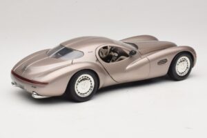 Chrysler Atlantic Beige Guiloy 1:18 68570 Metall — bild 3 av 8