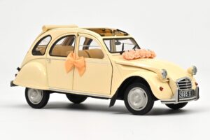 Citroen 2CV Wedding Gift Beige Norev 1:18 181475 Metall