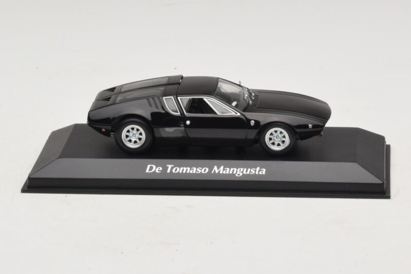 De Tomaso Mangusta Svart Maxichamps 1:43 940127121 Metall