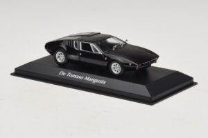 De Tomaso Mangusta Svart Maxichamps 1:43 940127121 Metall — bild 3 av 5