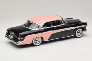 DeSoto Fireflite Sedan Svart & Rosa KK-Scale 1:18 KKDC181542 Metall — bild 2 av 6