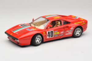 Ferrari 288 GTO #40 Röd Bburago 1:18 3027-P4 Metall