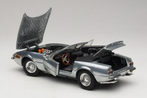 Ferrari 365 GTS Chrome Silver Hot Wheels 1:18 25738 Metall — bild 5 av 8