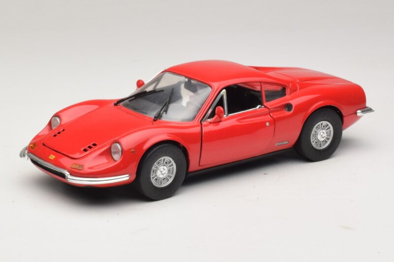 Ferrari Dino 246 Röd Majorette 1:18 5271 Metall