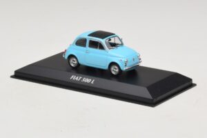 Fiat 500 L Blå Maxichamps 1:43 940121601 Metall — bild 3 av 5