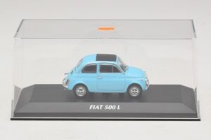Fiat 500 L Blå Maxichamps 1:43 940121601 Metall — bild 4 av 5