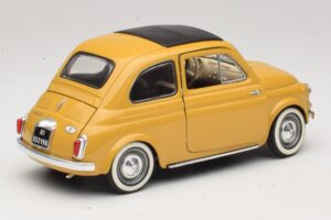 Fiat 500 Gul Solido 1:18 8042 Metall — bild 3 av 8