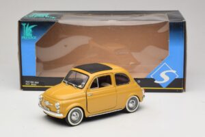 Fiat 500 Gul Solido 1:18 8042 Metall — bild 8 av 8