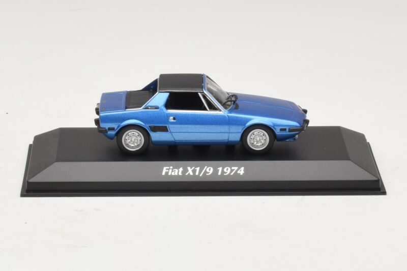 Fiat X1/9 Blå Maxichamps 1:43 Fiat X1/9 Blå Maxichamps 1:43 940121661 Metall