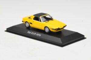 Fiat X1/9 Gul Maxichamps 1:43 940121660 Metall — bild 3 av 5