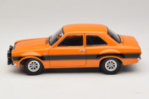 Ford Escort Mk1 RS1600 AVO Orange Med Svarta Ränder Minichamps 1:18 100688104 Metall — bild 4 av 8