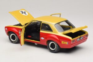 Ford Escort Mk1 TC #36 F. Gardner / D. Glemser Grand Prix der Tourenwagen 1968 Minichamps 1:18 100688136 Metall — bild 5 av 8
