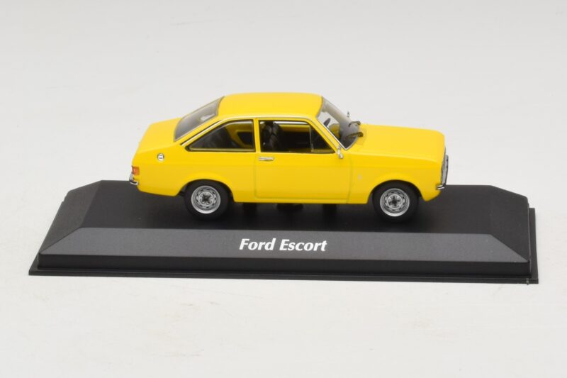 Ford Escort Mk2 Gul Maxichamps 1:43 940084100 Metall