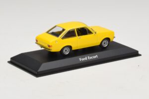 Ford Escort Mk2 Gul Maxichamps 1:43 940084100 Metall — bild 2 av 5
