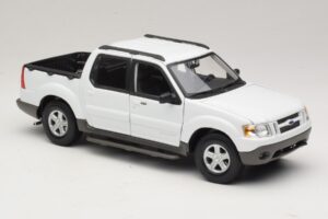 Ford Explorer Sport Trac Vit Maisto 1:18 36891 Metall — bild 6 av 8