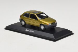 Ford Fiesta Mk4 Guld Maxichamps 1:43 940085060 Metall — bild 3 av 5