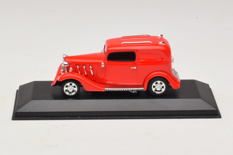 Ford Hot Rod Röd Minichamps 1:43 400142264 Metall