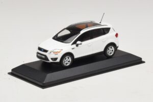 Ford Kuga Mk1 Vit Återförsäljarutgåva Minichamps 1:43 KUGA002 Metall — bild 2 av 5
