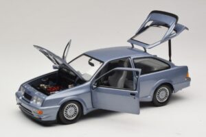 Ford Sierra RS Cosworth Blå Minichamps 1:18 150084072 Metall — bild 2 av 8