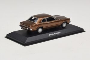 Ford Taunus TC Brunmetallic Maxichamps 1:43 940081300 Metall — bild 2 av 5