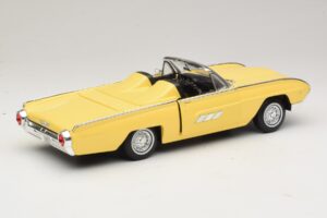 Ford Thunderbird Cabriolet Gul Anson 1:18 30334-P1 Metall — bild 3 av 8