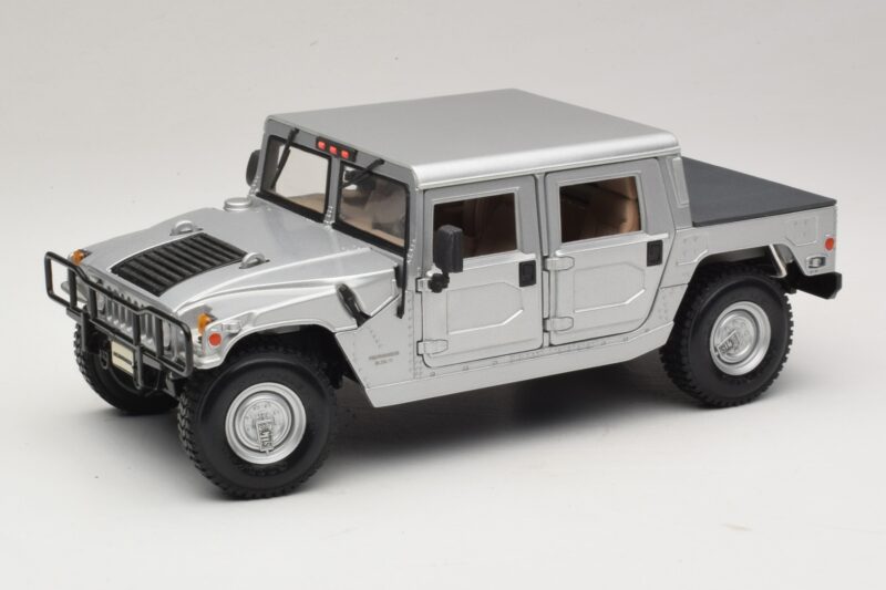 Hummer H1 Hardtop Silver Maisto 1:18 36857 Metall