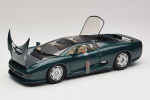 Jaguar XJ220 Grönmetallic Maisto 1:18 31807 Metall — bild 2 av 8