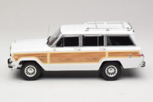 Jeep Grand Wagoneer Vit KK-Scale 1:18 KKDC181111 Metall — bild 3 av 6