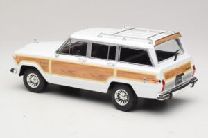 Jeep Grand Wagoneer Vit KK-Scale 1:18 KKDC181111 Metall — bild 5 av 6