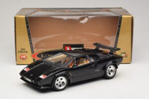Lamborghini Countach 5000 Quattrovalvole Svart Bburago 1:18 3337 Metall — bild 8 av 8