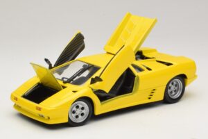 Lamborghini Diablo Gul Maisto 1:18 32803 Metall — bild 2 av 8