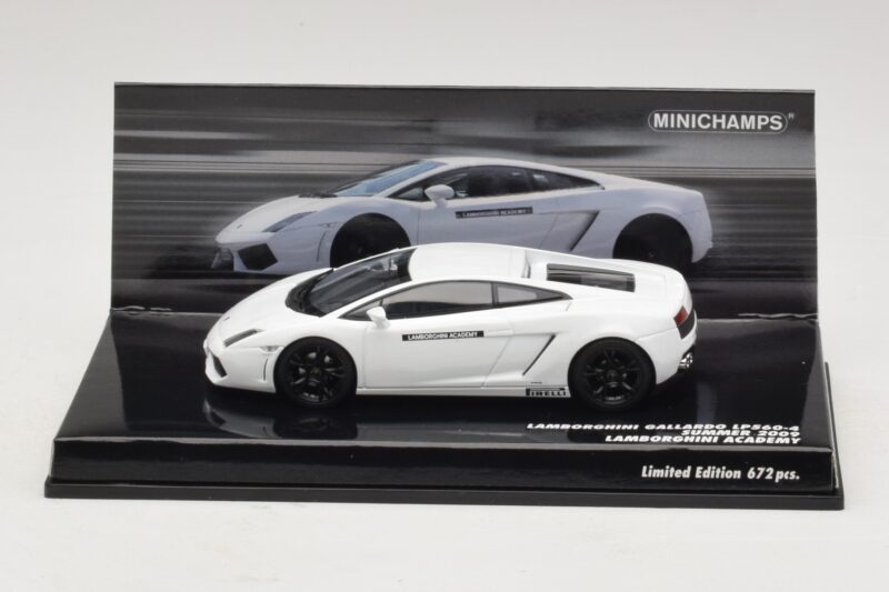 Lamborghini Gallardo LP560-4 Academy Vit Minichamps 1:43 436103801 Metall