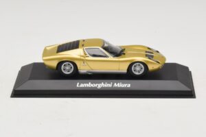 Lamborghini Miura P400 Guld Maxichamps 1:43 940103002 Metall