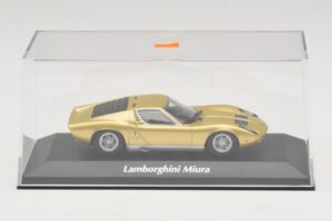 Lamborghini Miura P400 Guld Maxichamps 1:43 940103002 Metall — bild 4 av 5
