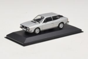 Lancia Beta HPE Silver Minichamps 1:43 400125711 Metall — bild 2 av 5