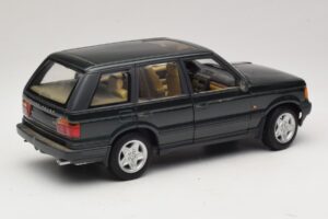 Land Rover Range Rover P38A 4.6 HSE Grönmetallic AUTOart 1:18 70010 Metall — bild 3 av 8