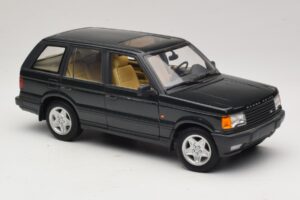 Land Rover Range Rover P38A 4.6 HSE Grönmetallic AUTOart 1:18 70010 Metall — bild 6 av 8