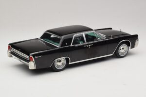 Lincoln Continental Svart KK-Scale 1:18 KKDC181483 Metall — bild 2 av 6