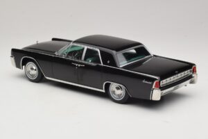 Lincoln Continental Svart KK-Scale 1:18 KKDC181483 Metall — bild 5 av 6