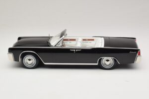 Lincoln Continental Convertible Svart Bad Boys KK-Scale 1:18 KKDC181521 Metall — bild 4 av 7