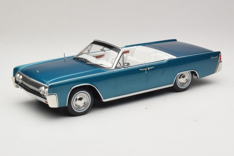 Lincoln Continental Convertible Turkos Metallic KK-Scale 1:18 KKDC181524 Metall