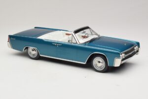Lincoln Continental Convertible Turkos Metallic KK-Scale 1:18 KKDC181524 Metall — bild 5 av 7