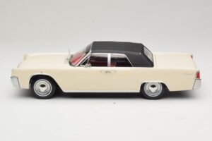 Lincoln Continental Convertible Vit John F. Kennedy KK-Scale 1:18 KKDC181523 Metall — bild 4 av 7
