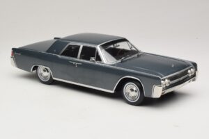 Lincoln Continental Grå Metallic Marnie KK-Scale 1:18 KKDC181482 Metall — bild 4 av 6