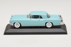 Lincoln Continental Mark II Turkos Minichamps 1:43 Lincoln Continental Mark II Turkos Minichamps 1:43 400082305 Metall