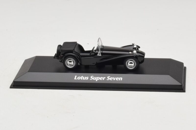 Lotus Super Seven Svart Maxichamps 1:43 940113631 Metall