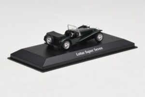 Lotus Super Seven Grön Maxichamps 1:43 940113630 Metall — bild 2 av 5