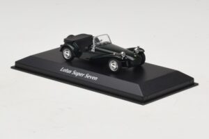 Lotus Super Seven Grön Maxichamps 1:43 940113630 Metall — bild 3 av 5