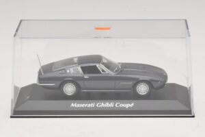 Maserati Ghibli Brun Metallic Maxichamps 1:43 940123320 Metall — bild 4 av 5