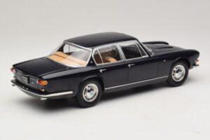 Maserati Quattroporte I Mörkblå KK-Scale 1:18 KKDC181513 Metall — bild 2 av 6